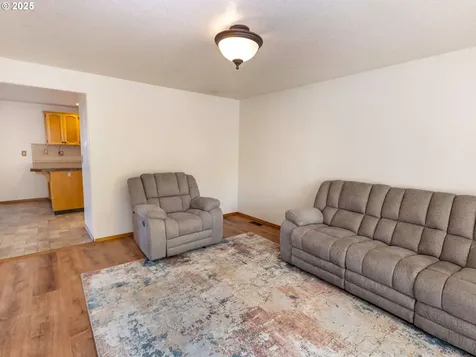 2907 NE 166th Place Vancouver WA 98682