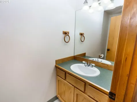 2907 NE 166th Place Vancouver WA 98682