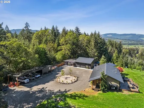 18600 NW Meadow Lake Road Yamhill OR 97148
