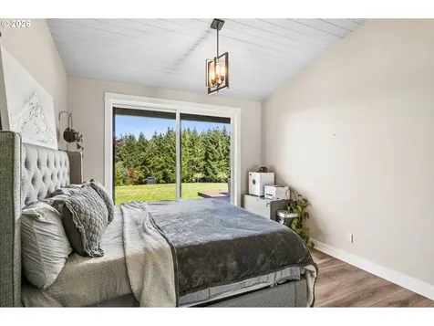 18600 NW Meadow Lake Road Yamhill OR 97148
