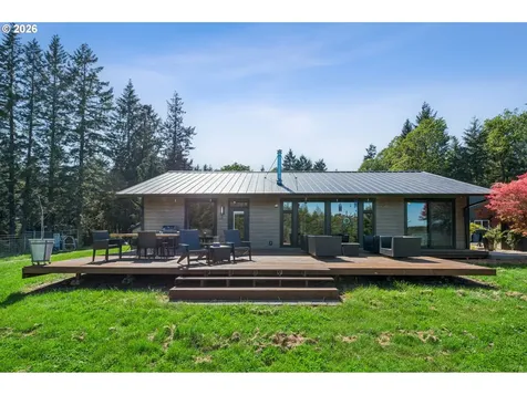 18600 NW Meadow Lake Road Yamhill OR 97148