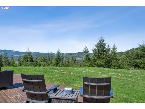 18600 NW Meadow Lake Road Yamhill OR 97148
