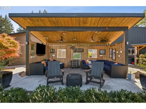 18600 NW Meadow Lake Road Yamhill OR 97148