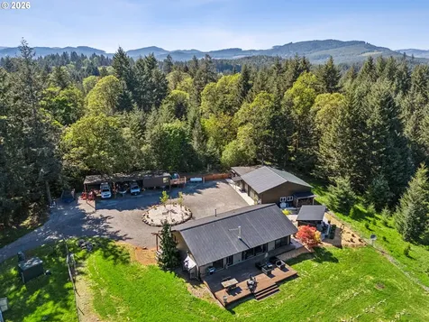 18600 NW Meadow Lake Road Yamhill OR 97148