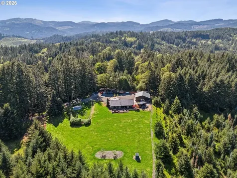 18600 NW Meadow Lake Road Yamhill OR 97148