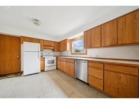 20085 Highway 213 Oregon City OR 97045