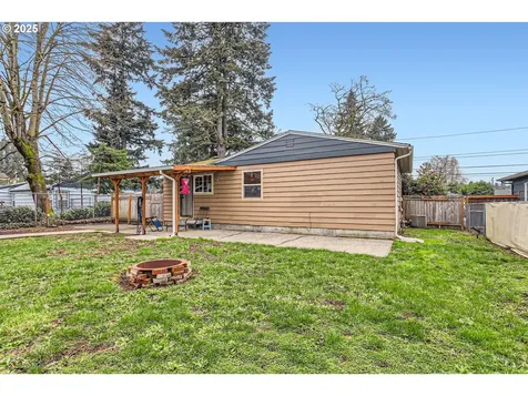 15760 SE Rainier Avenue Clackamas OR 97015