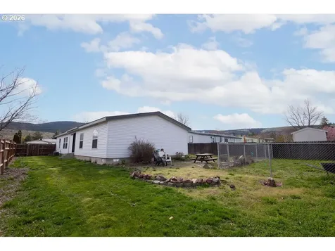 2225 Terra Lea Court La Grande OR 97850