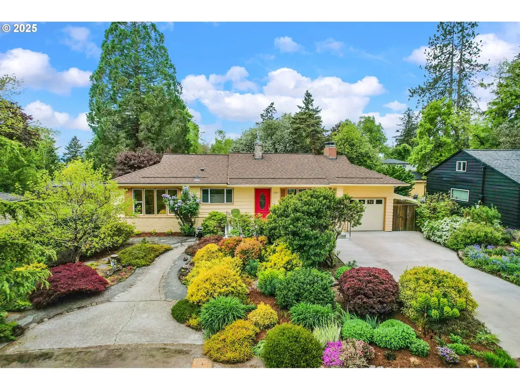 9925 SW 59th Avenue Portland OR 97219