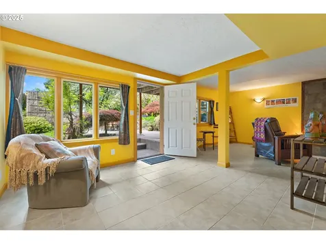 9925 SW 59th Avenue Portland OR 97219