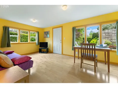 9925 SW 59th Avenue Portland OR 97219