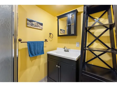 9925 SW 59th Avenue Portland OR 97219
