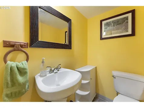 9925 SW 59th Avenue Portland OR 97219