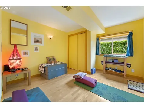 9925 SW 59th Avenue Portland OR 97219