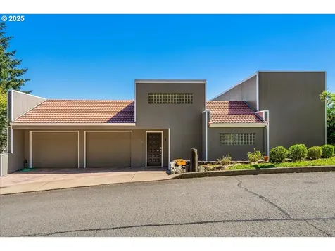 19768 Wildwood Drive West Linn OR 97068