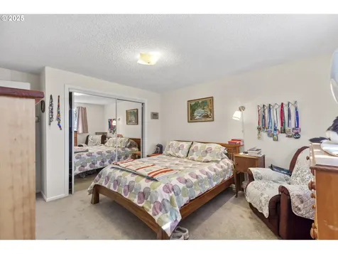 15713 SE 2nd Street Vancouver WA 98684