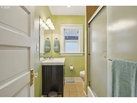 1409 SE 45th Avenue Portland OR 97215