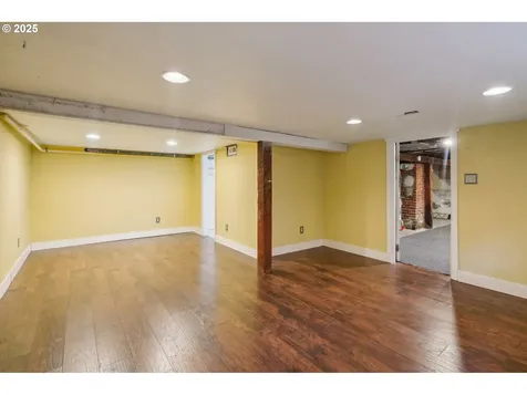 1409 SE 45th Avenue Portland OR 97215