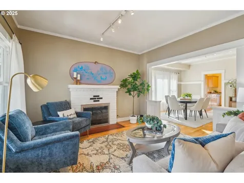 1409 SE 45th Avenue Portland OR 97215