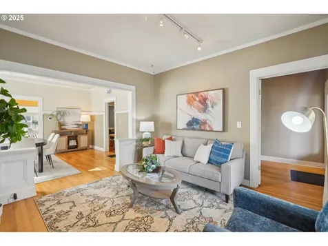 1409 SE 45th Avenue Portland OR 97215
