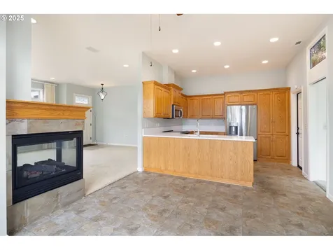 3261 Lake Wood Drive Eugene OR 97408