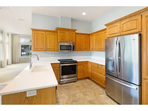 3261 Lake Wood Drive Eugene OR 97408