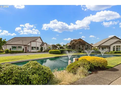 3261 Lake Wood Drive Eugene OR 97408