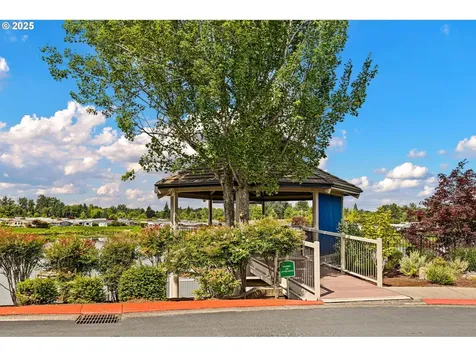 3261 Lake Wood Drive Eugene OR 97408