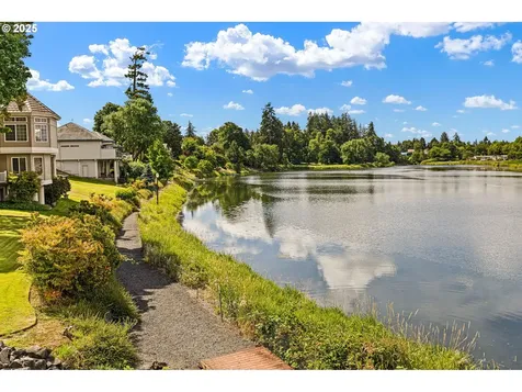 3261 Lake Wood Drive Eugene OR 97408