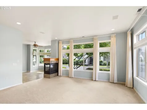 3261 Lake Wood Drive Eugene OR 97408