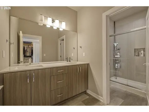 17230 SW Goldcrest Lane Beaverton OR 97007