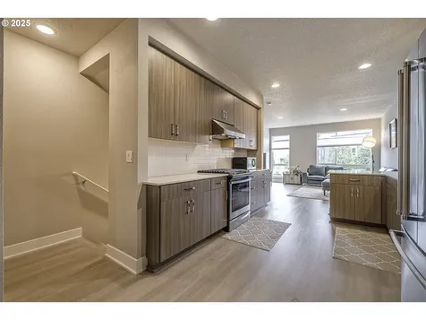 17230 SW Goldcrest Lane Beaverton OR 97007