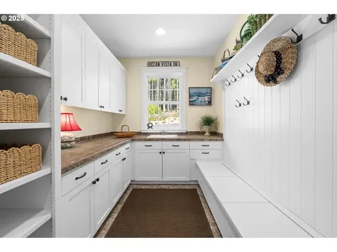 33525 Beerman Creek Lane Seaside OR 97138