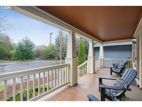 9306 SW 30th Avenue Portland OR 97219