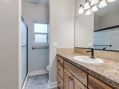 535 S Donna Drive Newberg OR 97132