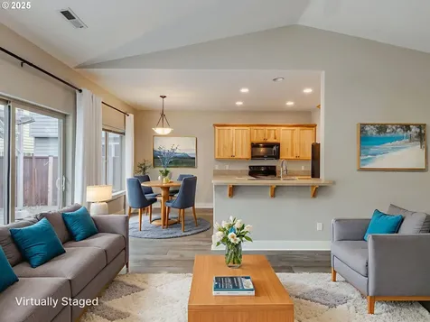 535 S Donna Drive Newberg OR 97132