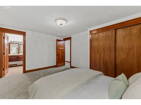 19812 NE 11th Street Camas WA 98607