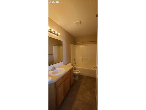 13612 Gaffney Lane Oregon City OR 97045
