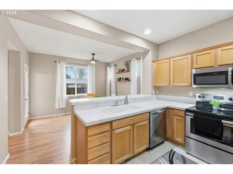 1502 SE Sweetbay Street Hillsboro OR 97123