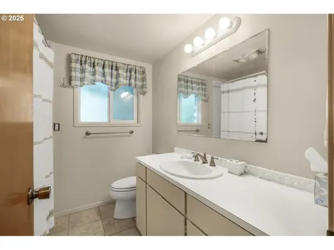 65647 E Sandy River Lane Rhododendron OR 97049