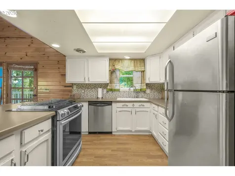 65647 E Sandy River Lane Rhododendron OR 97049