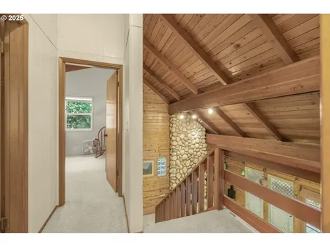 65647 E Sandy River Lane Rhododendron OR 97049