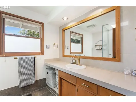 1420 NW Jenne Avenue Portland OR 97229