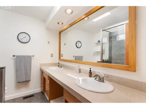 1420 NW Jenne Avenue Portland OR 97229