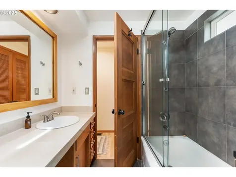 1420 NW Jenne Avenue Portland OR 97229