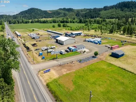 215 Lawson Lane Tenmile OR 97481