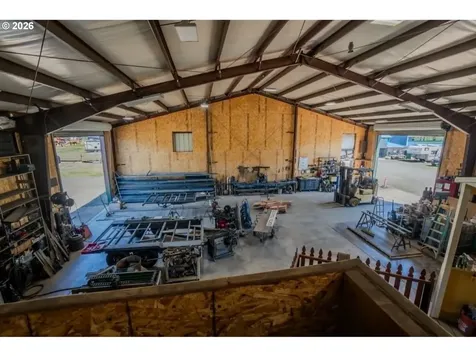 215 Lawson Lane Tenmile OR 97481