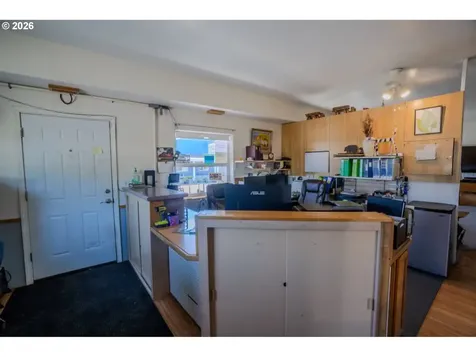 215 Lawson Lane Tenmile OR 97481