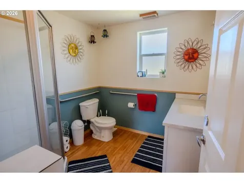 215 Lawson Lane Tenmile OR 97481
