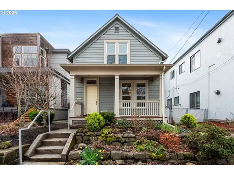 3538 SE Taylor Street Portland OR 97214